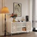 Meuble de rangement d'appoint avec détails en bois sculpté