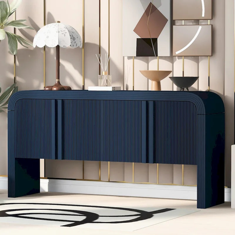 Armoire de rangement à 4 portes en bois rayé - Parfaite pour le salon, l'entrée, le couloir.