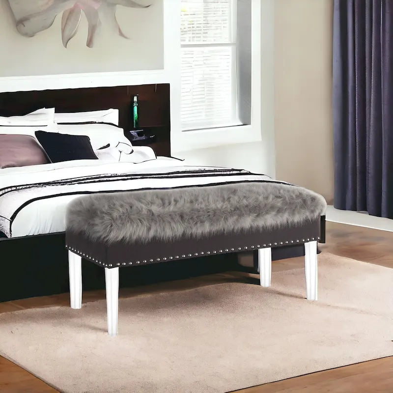 Banc de rangement gris et transparent en fausse fourrure de 42 po avec couvercle rabattable